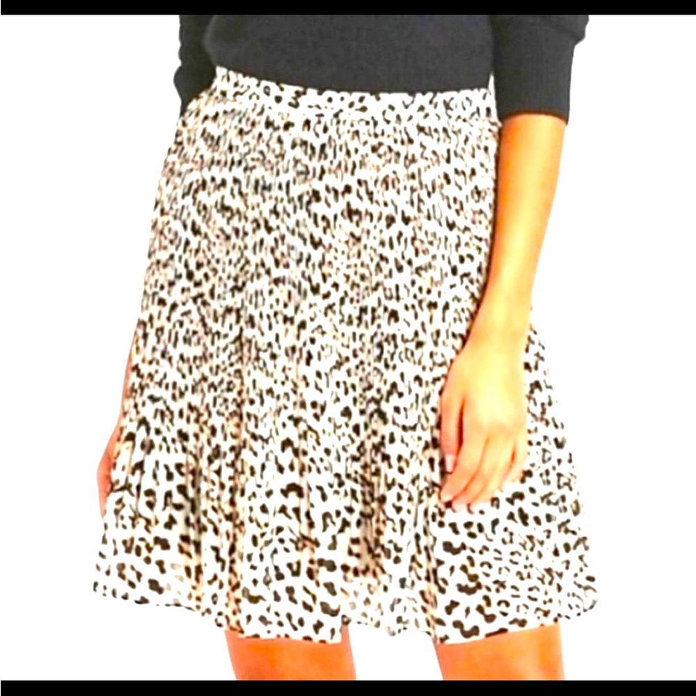 NWT!! AGB Byer California Women’s Brown Animal Print Knee Length Skirt Size M